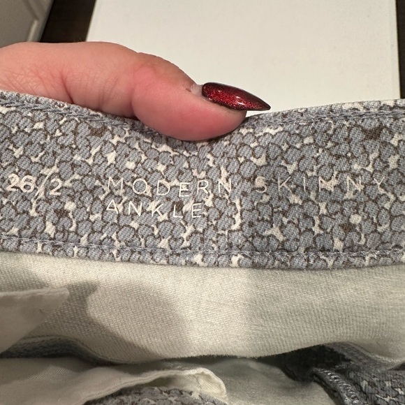 Ann Taylor Loft Blue Modern Ankle Skinny Jeans Women Size 26/2 - Picture 3 of 4